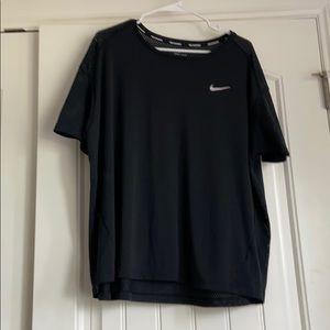 Nike top